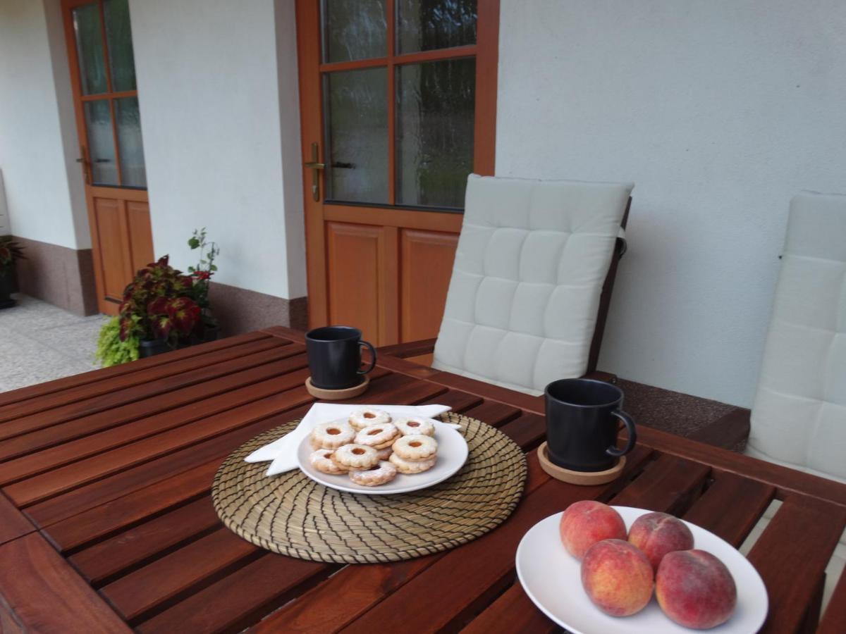 Apartma 64 โบเว็ก ภายนอก รูปภาพ