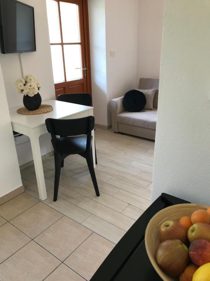 Apartma 64 โบเว็ก ภายนอก รูปภาพ